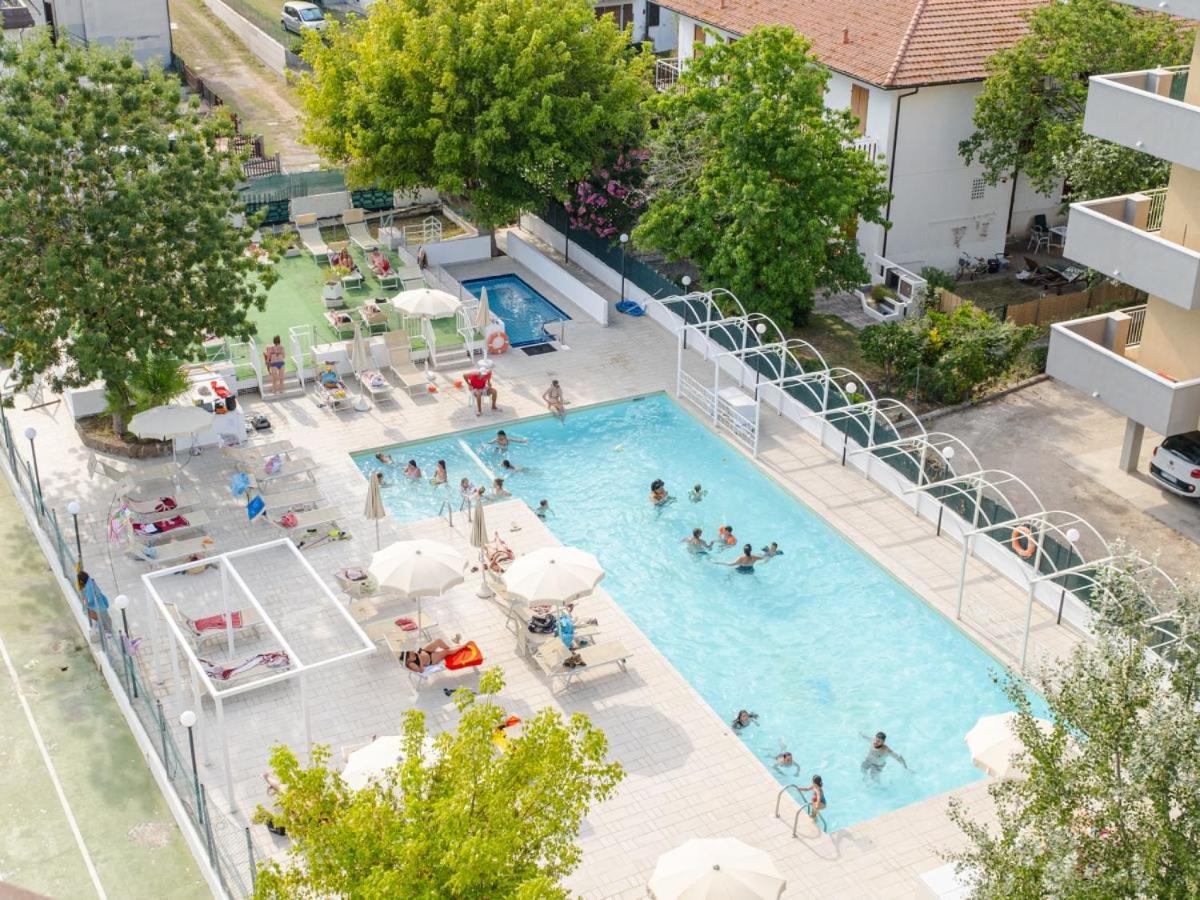 Hotel Marina Beach - Azzurro Club Ravenna Dış mekan fotoğraf