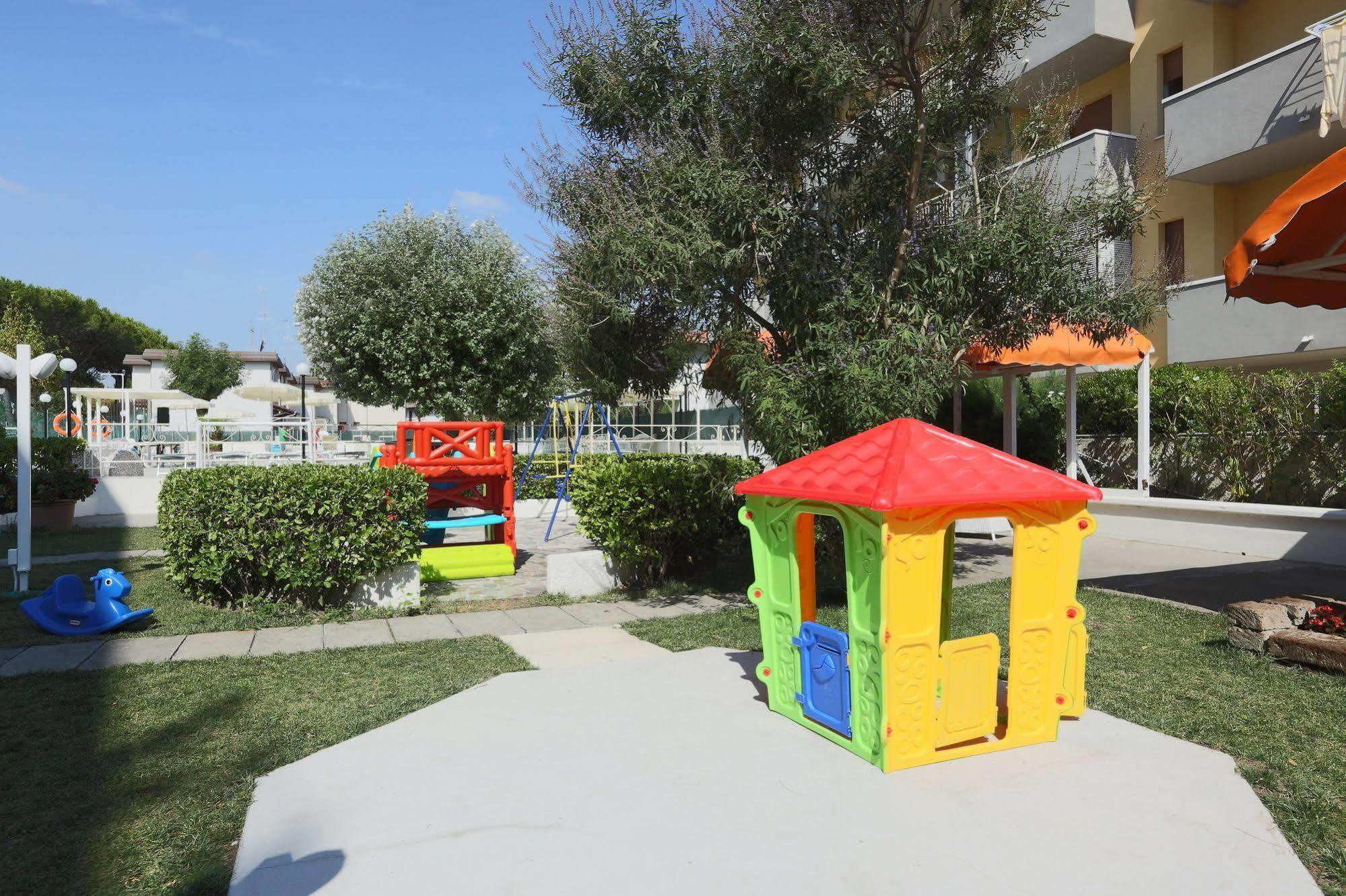 Hotel Marina Beach - Azzurro Club Ravenna Dış mekan fotoğraf
