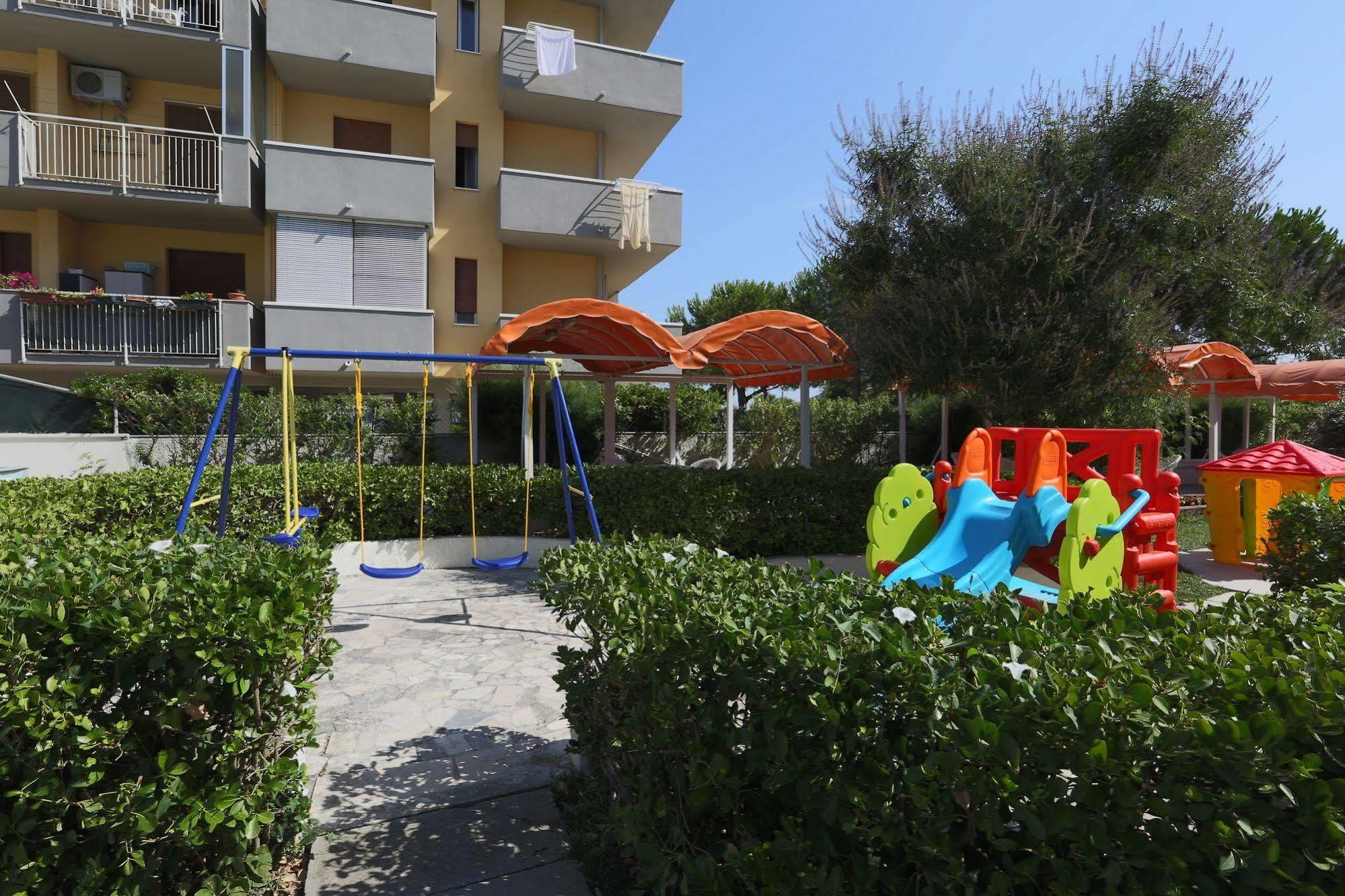 Hotel Marina Beach - Azzurro Club Ravenna Dış mekan fotoğraf